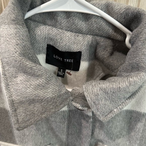 Grey & White Buffalo Check Shacket Sz Small Love Tree Oversized - Picture 3 of 8